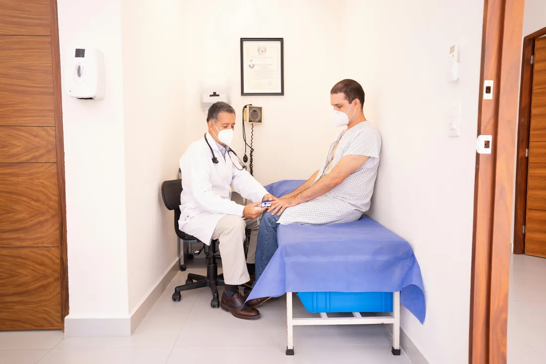 Clinical consultation visual for BUMS guidance card